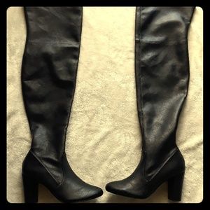 Black Knee high boots